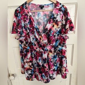 Torrid Floral V-Neck Blouse size 1